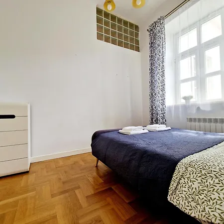 J&w Elektoralna Cozy Flat